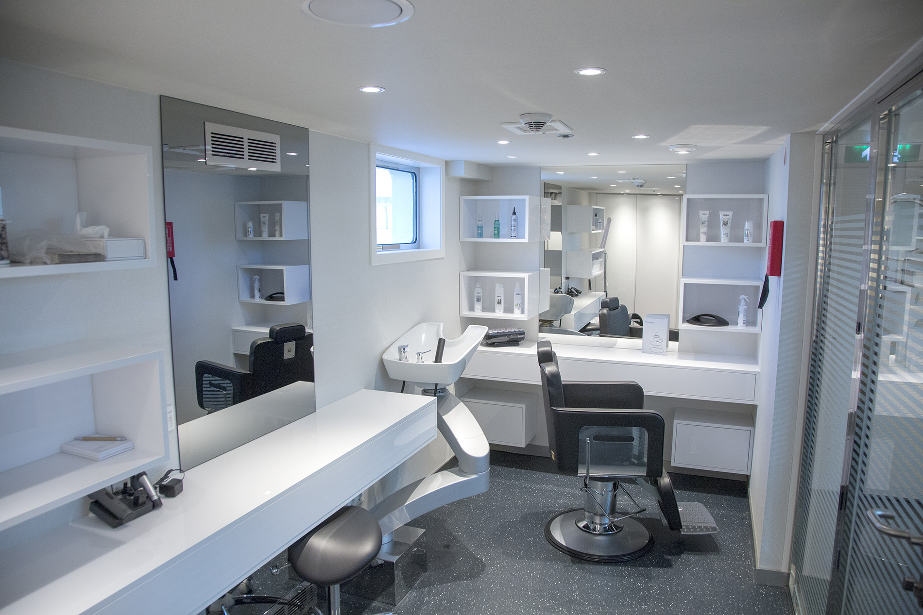 Emerald Waterways - Star Ships - Hairdressers 2.jpg